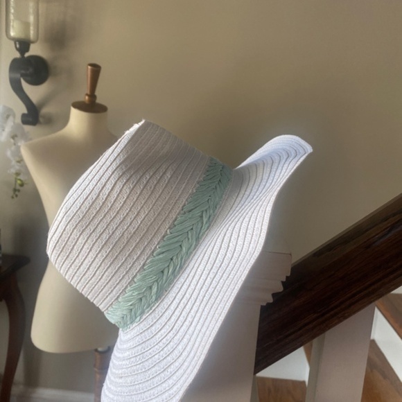 Anthropologie White Raffia Trimmed Rancher Hat - Picture 6 of 8